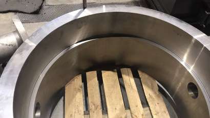 Pressure components for industrial valves