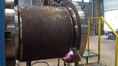 Pressure components for industrial valves